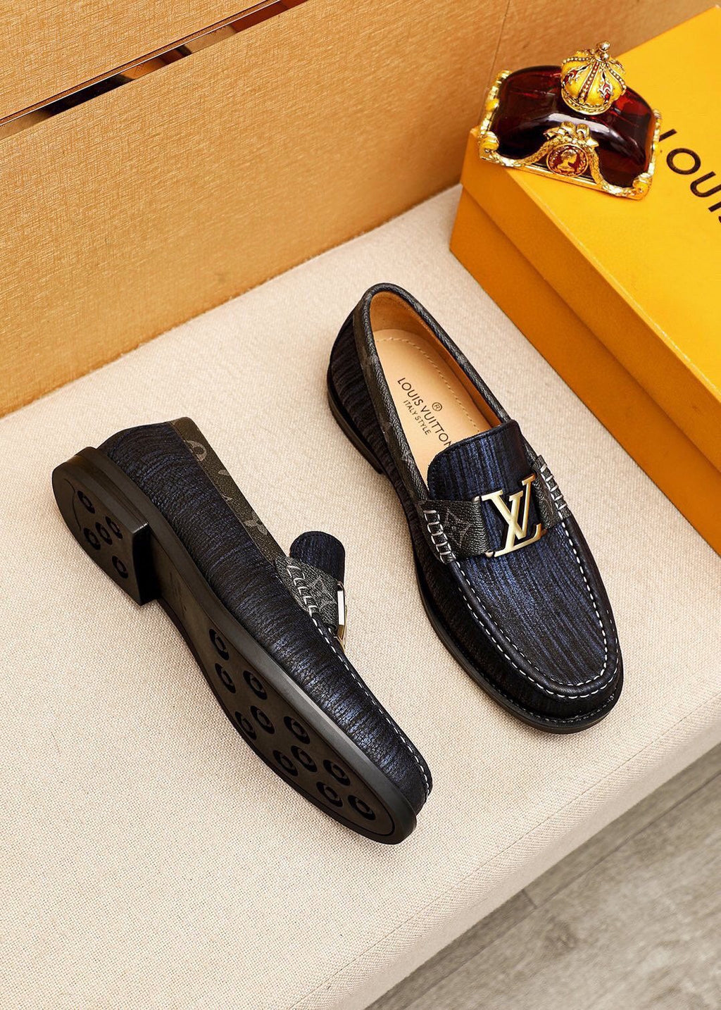 Louis Vuitton Black Textured Loafers - Rubber Outsole